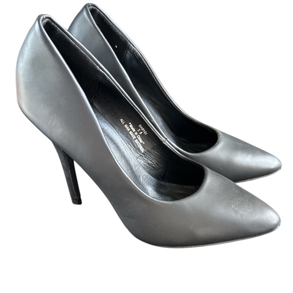 🔵 Riverberry Black Pumps Size 7.5 - Picture 1 of 7